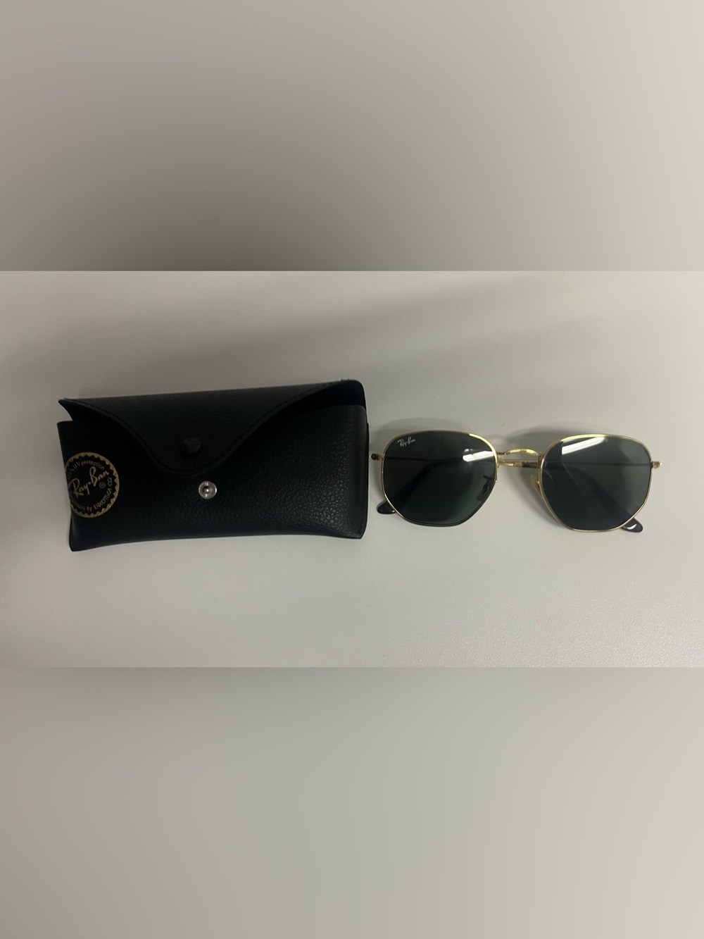 Ray-Ban Gold Frame Sunglasses with Black Case and Dark Green Lenses
